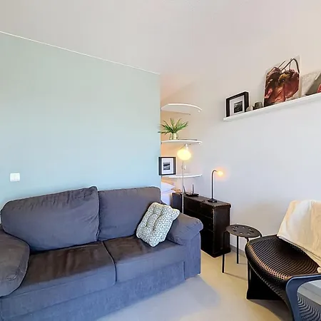 Deauville With Pool & Balcony By Interhome Appartement